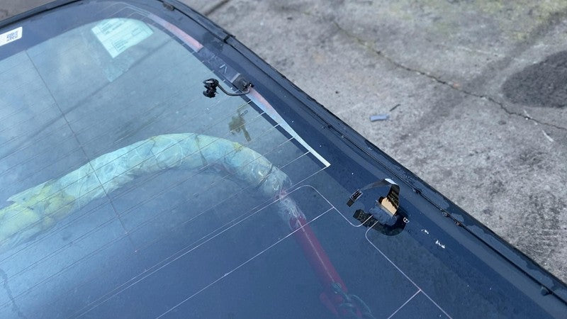 ⭕ 21-23 Model 3 M3 Rear Trunk Panoramic Backlite Glass Back Section 14