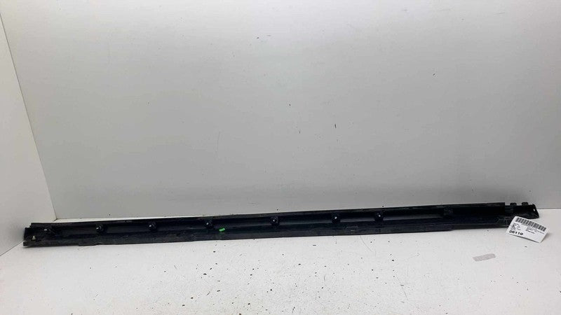 ⭕ 23-25 Volkswagen ID.4 Driver Rocker Panel Skirt Sill Molding Left LH