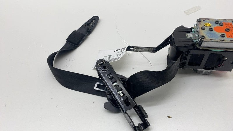 7P0857706F 2011-2018 Porsche Cayenne Front Passenger Side 1st Row Seat Belt Retractor Right