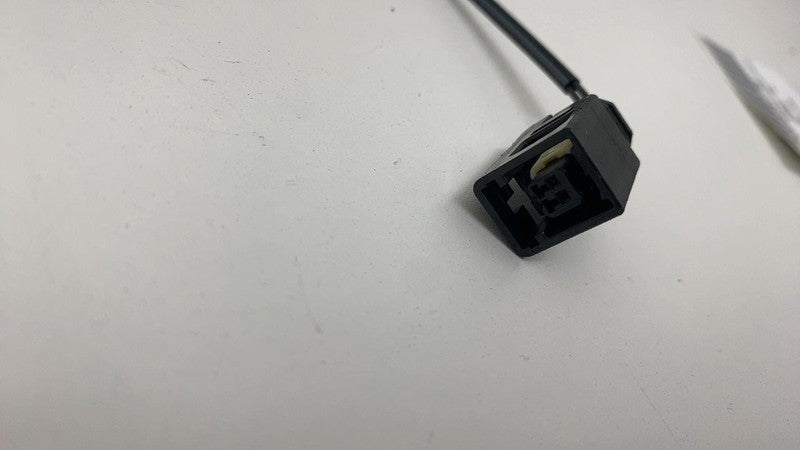105630000D 2016-2020 Tesla Model X Rear Passenger Trunk Liftgate Pinch Sensor Cover Right