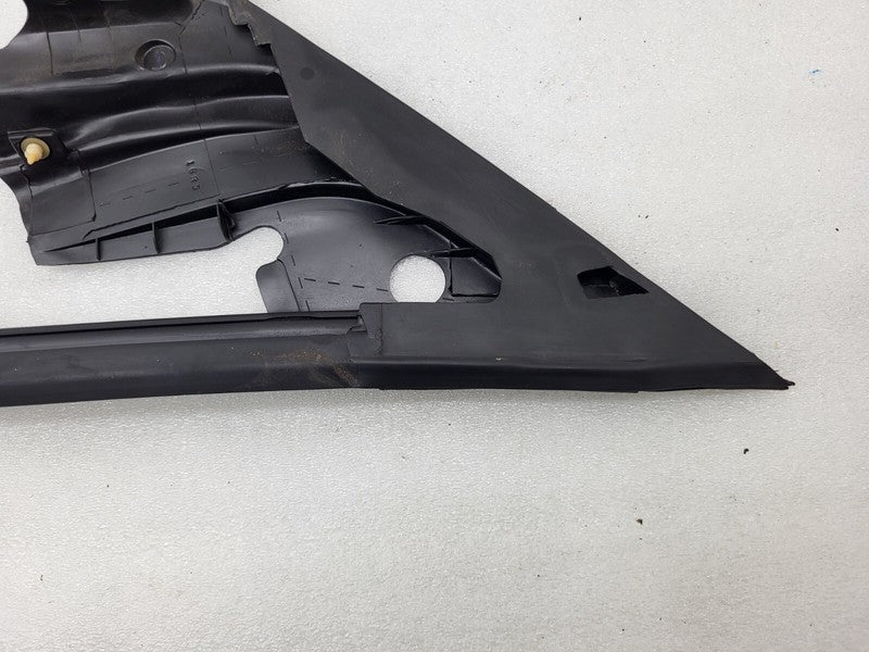 109050100G ⭕ 17-23 Tesla Model 3 Front Left Door A-Pillar Flag Glass Run Seal 1090501-00-G