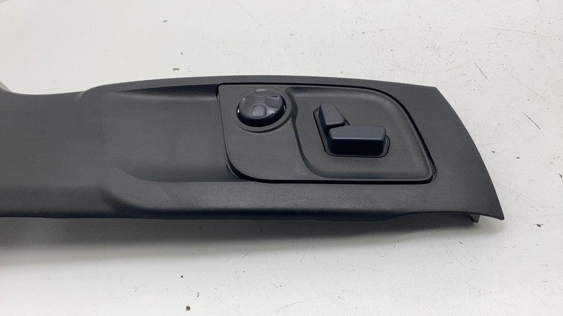 L0334777AA06 ⭕2017-2020 Maserati Ghibli Front Right Seat Switch Trim Cover Panel L0334777AA06