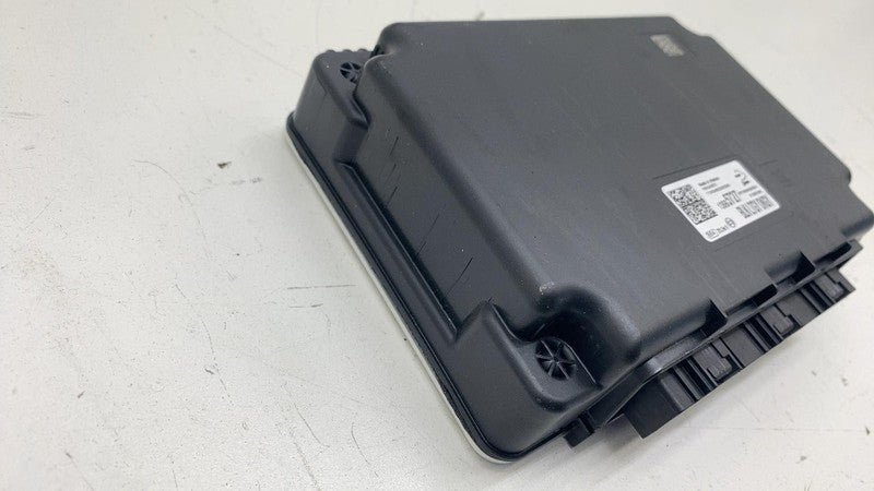 ⭕ 2025 Chevrolet Silverado 1500 Pickup Network Gateway Module Unit OEM