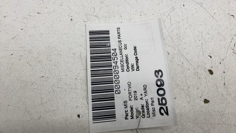 ⭕ 2019 Smart EQ Fortwo Rear Driver Side C-Pillar Trim Panel Left OEM A