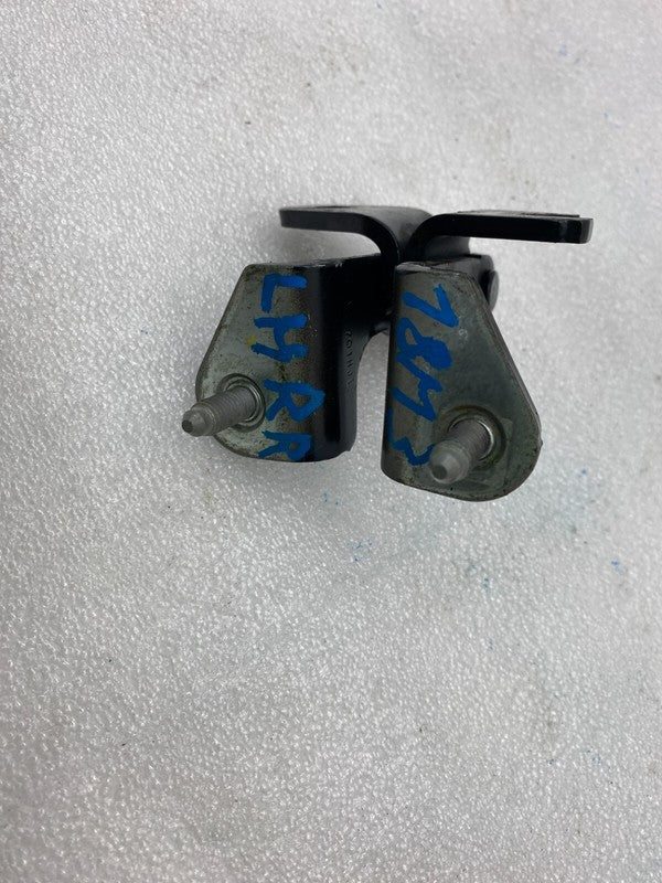 ⭕ 2017-2020 Tesla Model 3 M3 Rear Passenger Side Door Hinge Right Upper Assembly