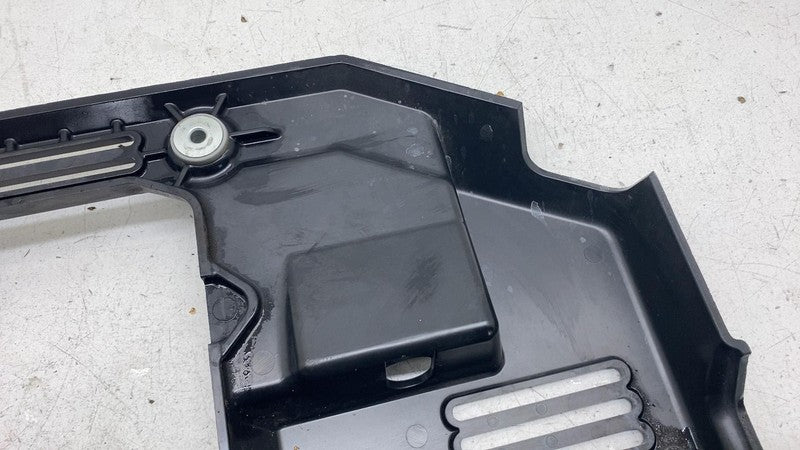 ⭕ 2019-2020 RAM 3500 Plastic Engine Cover OEM 68358113AA