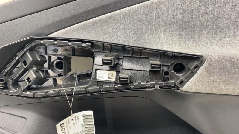11K 867012 B ⭕ 23 Volkswagen ID.4 Front Passenger Door Trim Card Cover Panel Right 11K867012B