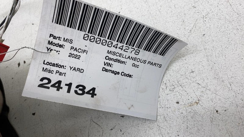 68323149AC ⭕ 2017-2024 Chrysler Pacifica Exhaust System Rear Tube Pipe Manifold 68323149AC