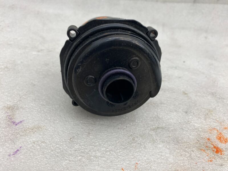 2017-2023 Tesla Model 3 M3 Radiator Reservoir Auxiliary Coolant Water Pump Motor
