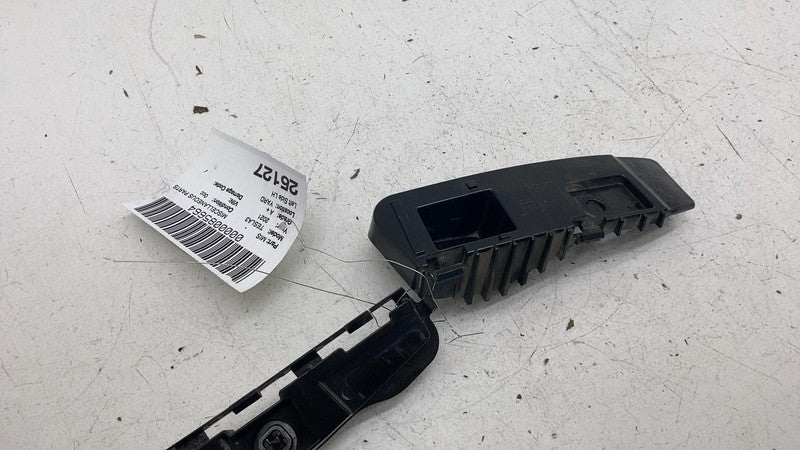 1083990-00-K ⭕ 2017-2023 Model 3 Rear Left Retainer Wing & Tail Light Bracket LH 1083990-00-K