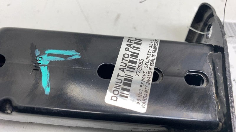 ⭕ 23-24 Toyota Prius Front Driver Side Reinforcement Bumper Bracket Su