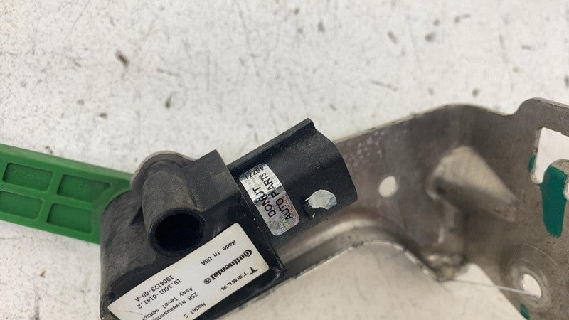 ⭕ 12-15 Tesla Model S Rear Air Suspension Height Level Sensor Right 10