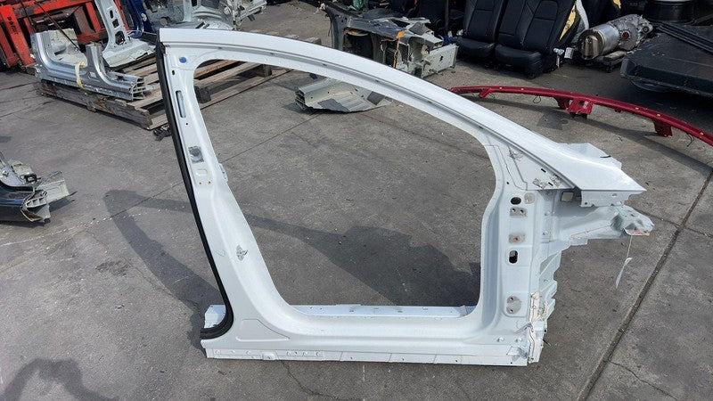⭕ 2016-2020 Tesla Model X Right A + B Pillar Door Frame & Quarter Structural Cut