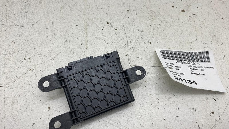 68536453AA ⭕ 2017-2024 Chrysler Pacifica Gateway Computer Control Module Unit 68536453AA