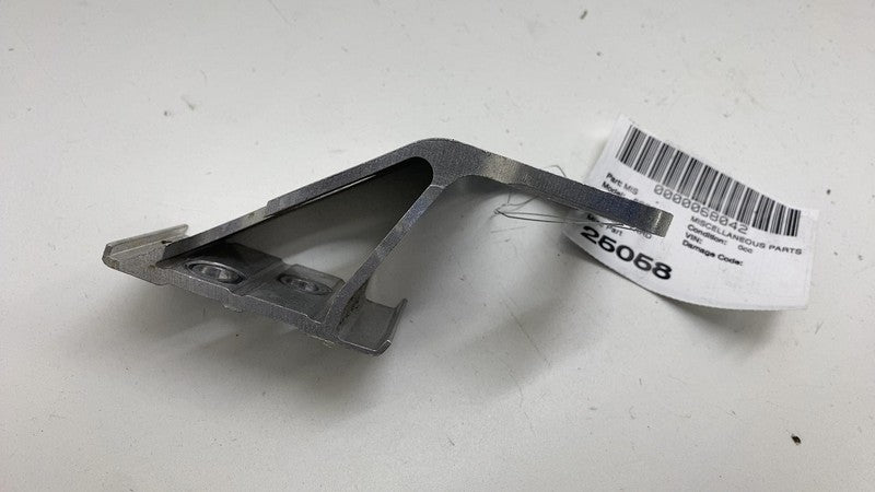 A0995013500 ⭕ 2022 Mercedes-Benz EQS 450+ Front Right Radiator Holder Bracket RH A0995013500