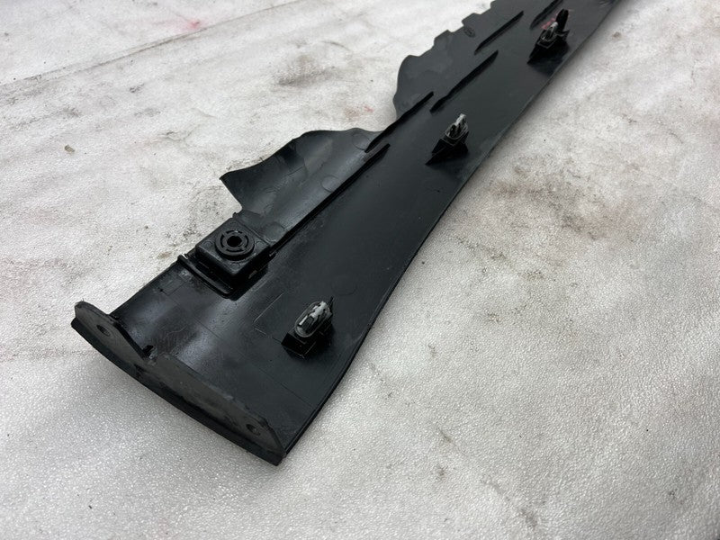 1089828 00 D ⭕ 17-22 Model 3 M3 Lower Left Base Rocker Cover Panel Skirt Molding 1089828-00-D