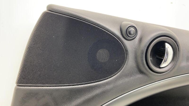 ⭕2011-2016 Mini Cooper Countryman R60 Front Right Interior Door Panel Trim Cover