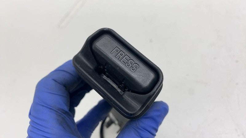 ⭕ 12-20 Model S Front Passenger Side 1st Row Seatbelt Buckle Right 100