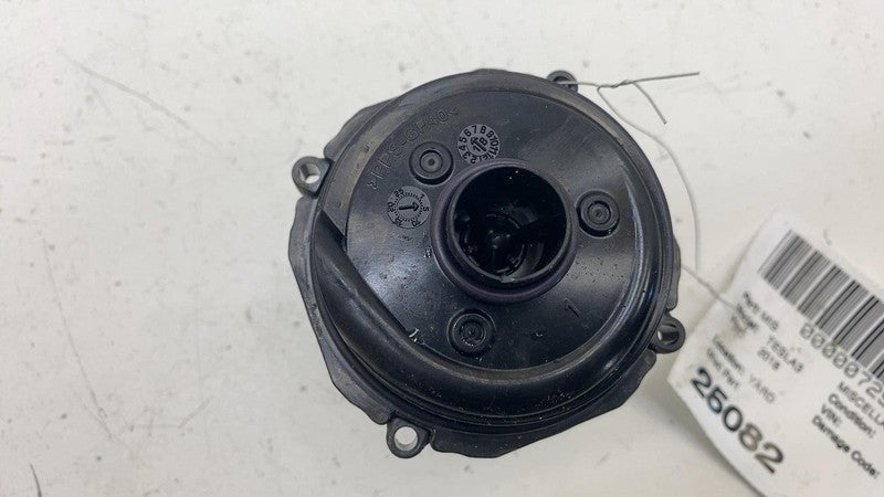⭕ 2017-2023 Tesla Model 3 Y Radiator Reservoir Coolant Cooling Water Pump Assy