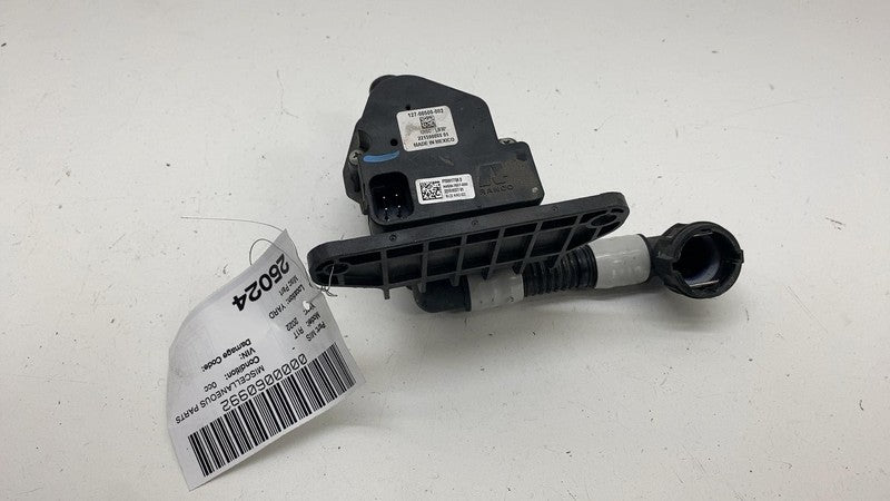 ⭕2022-2024 Rivian R1T A/C Heater Cooling Control 1-way Valve w/ Hose P