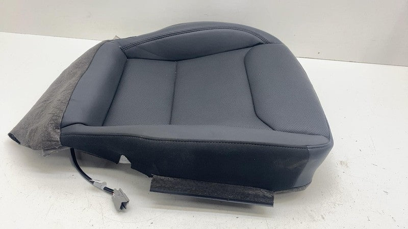 ⭕ 2024-2025 Model 3 Front Right Highland 1st Row Seat Lower Cushion 17
