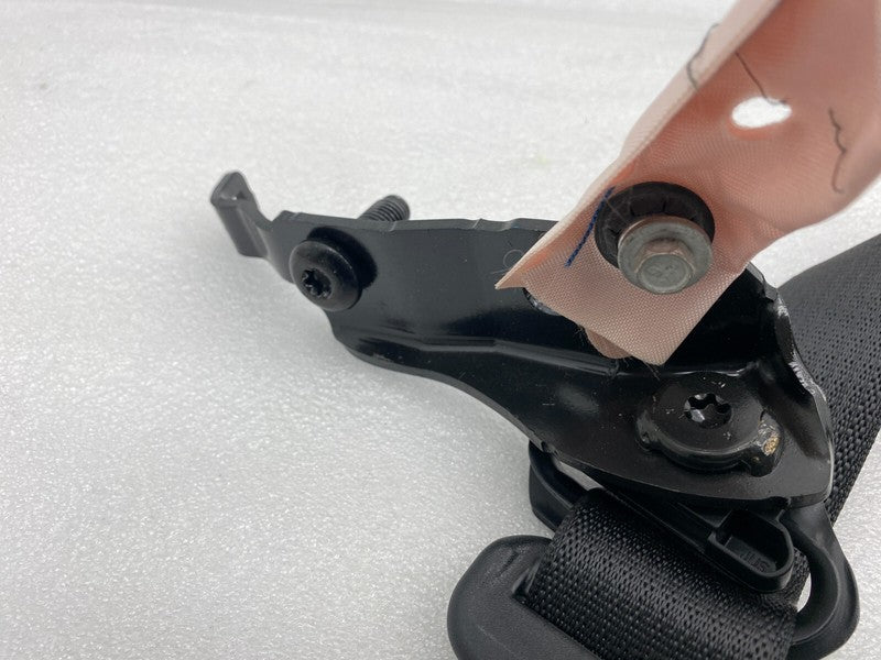 1023136 05 D ⭕ 16-20 Model S Rear Driver Side 2nd Row Seat Belt & Retractor Left 1023136-05-D