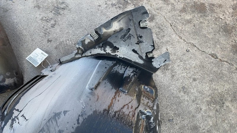 A 166 884 11 22 2016-2019 Mercedes-Benz GLE350 Front Inner Fender Liner Splash Guard Shield Left