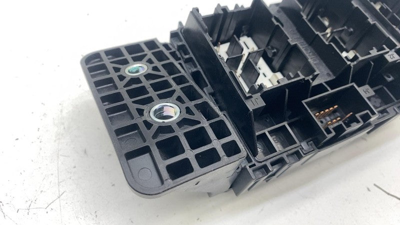 ⭕ 2019-2025 Ram 1500 5th Gen Power Distribution Center Fuse Box Assemb