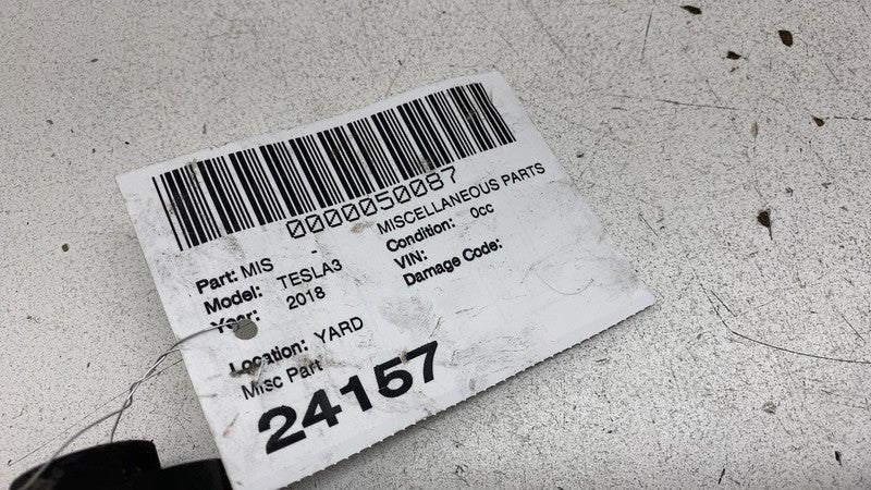 1044431 00 G 2017-2023 Tesla Model 3 Rear Left or Right Suspension Control Arm Toe Link RWD