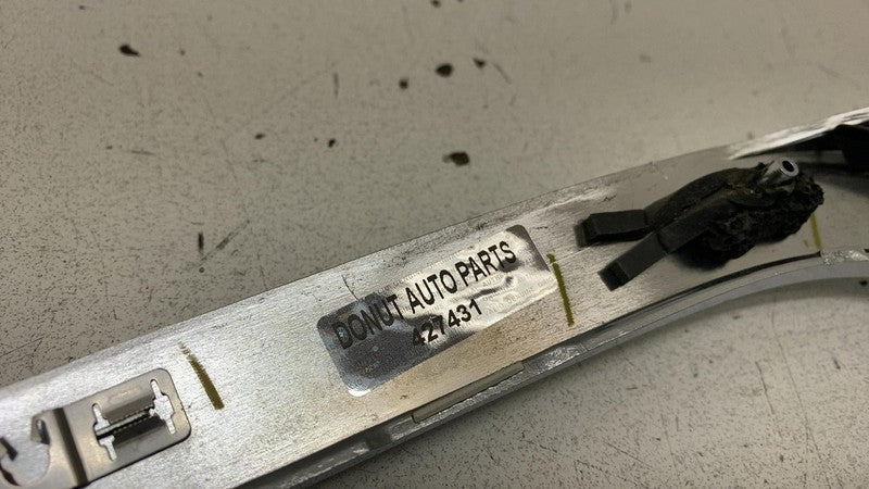 2022 2023 2024 Rivian R1S Rear Passenger Right Upper Roof Molding Trim