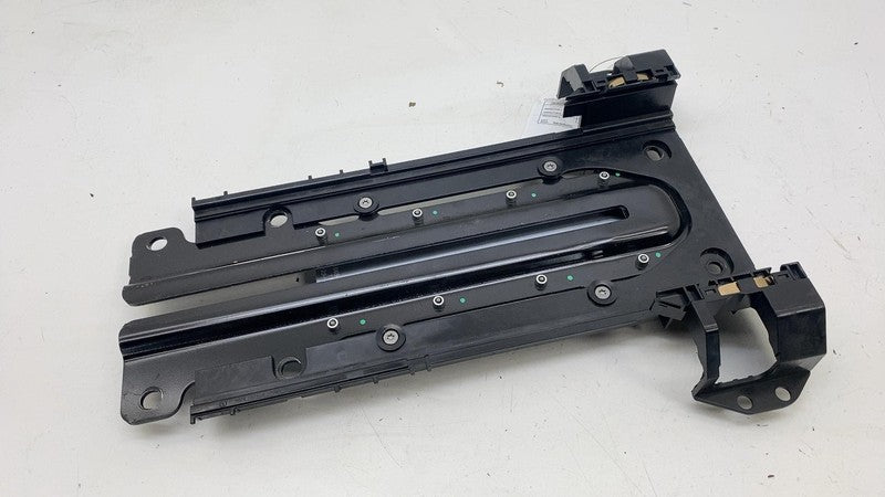 ⭕ 16-20 Model X Rear 2nd Row Middle Seat Floor Plate Catcher Module 10