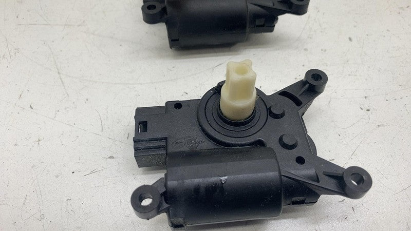16478544 ⭕ 2017-2024 Pacifica Set of 4 A/C Heater Blower Flap Actuator 16478544/16478545
