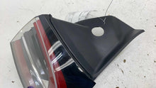 ⭕ 21-24 Model Y Rear Right Outer Exterior Taillight Tail Lamp 4-Pin 1502087-00-D
