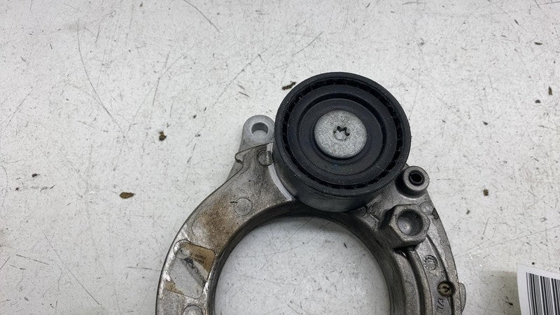 ⭕2017-2020 BMW 540i Engine Motor Belt Tensioner Pulley Carrier Assembl