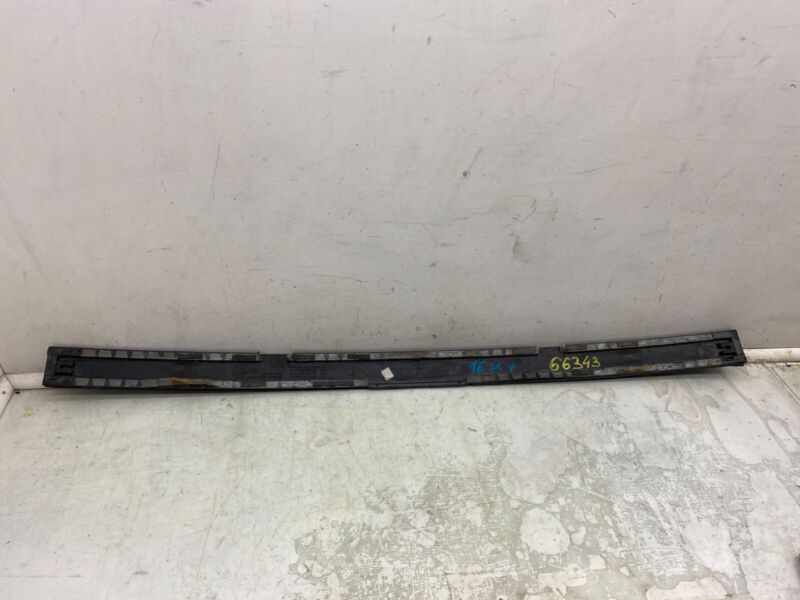 1041364 00 B ⭕16-23 Model X Rear Roof Applique Exterior Trim Spine Panel Molding 1041364-00-B