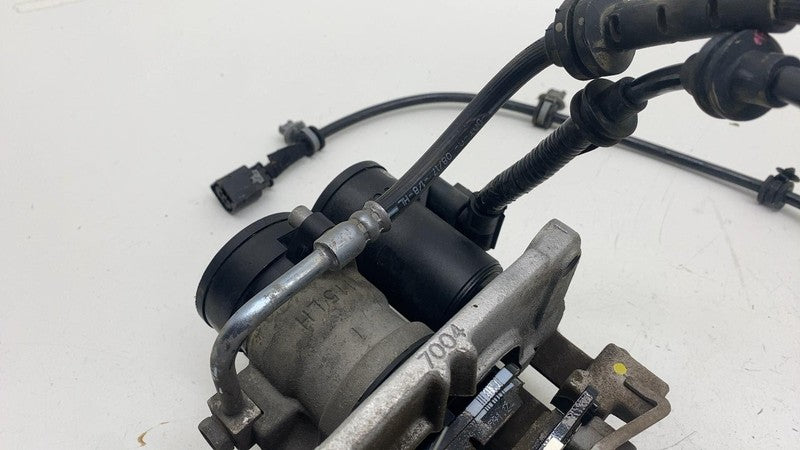 ⭕2017-2024 Chrysler Pacifica Rear Driver Side Left Brake Caliper (Single Piston)