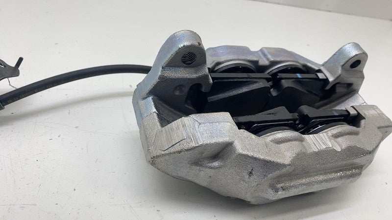 ⭕ 2025 Chevrolet Silverado 1500 Front Right Brake Caliper w/ Hose Line