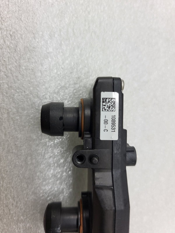 108953100C ⭕ 16-20 Model S Windshield Autopilot Forward Facing Triple Camera 1089531-00-C