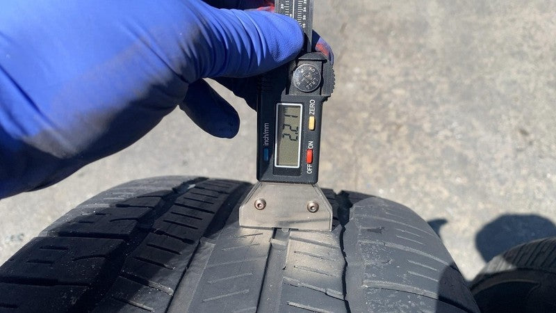 ⭕ 13-14 Mercedes-Benz B-Class Electric Drive Pair of 2 17" Wheel Rim w/ Tire OEM