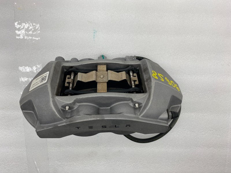 104462200D ⭕ 2017-2023 Tesla Model 3 Front Passenger Side Brake Caliper Right 1044622-00-D