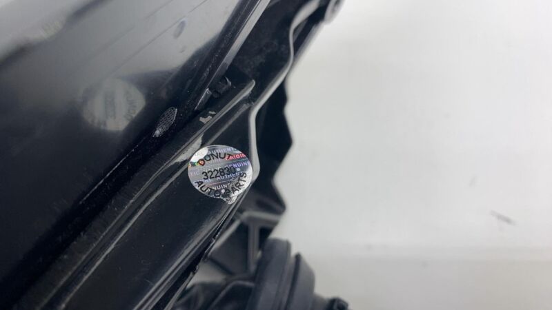 1594111-00-D 2020-2024 Tesla Model Y MY Left Exterior Rear View Door Mirror RH (NO SKULL CAP)