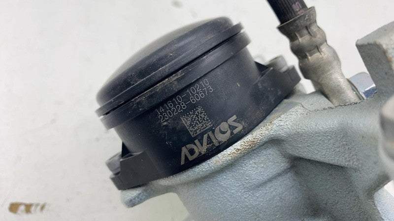 ⭕2023-2024 Toyota Prius Rear Passenger Side Caliper w/ Brake Hose Line