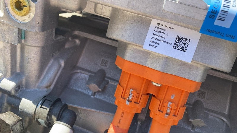 PT00054484 F ⭕ 22-23 Rivian R1T Electric Rear Drive Unit Quad Motor + Subframe & Suspension