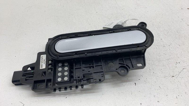 PT00003273-J ⭕ 2022-2024 Rivian R1T Rear Left Door Exterior Handle Outer Silver PT00003273-J