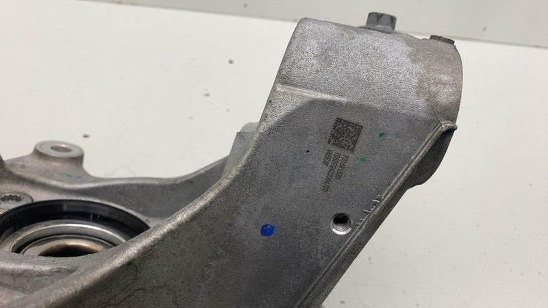 32373455 ⭕21-23 Polestar 2 Front Right Spindle Knuckle w/ Wheel Hub & Shield AWD 31681838
