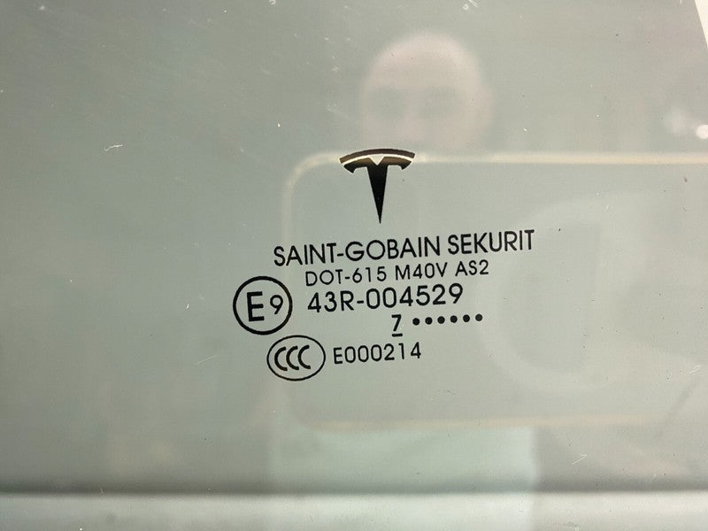 E9 43R-004529 ⭕17-23 Tesla Model 3 Rear Passenger Side Door Window Glass Right Single Pane OEM