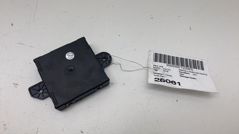 68316558AC ⭕ 2017-2019 Chrysler Pacifica Front Right Side Door Control Module RH 68316558AC