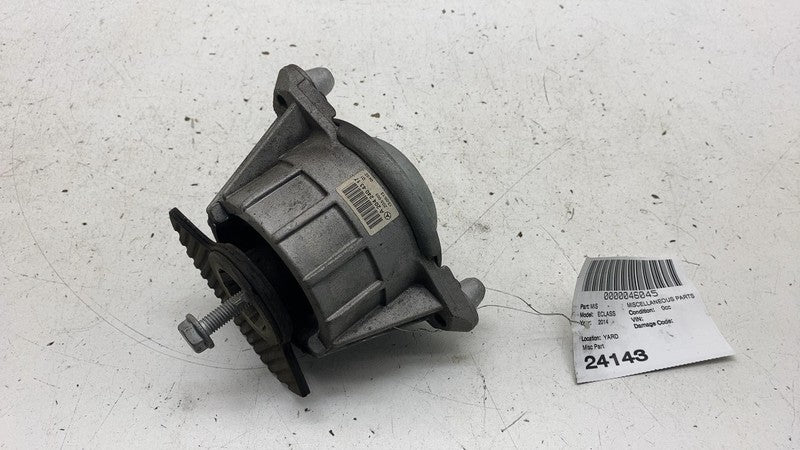 A 204 240 43 17 ⭕ 2012-2016 Mercedes E-Class Left or Right Engine Mount Insert A2042404317 OEM