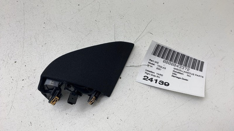 109568600F ⭕ 2017-2023 Tesla Model 3 Front Right Audio Tweeter & Speaker Cover 1095686-00-F