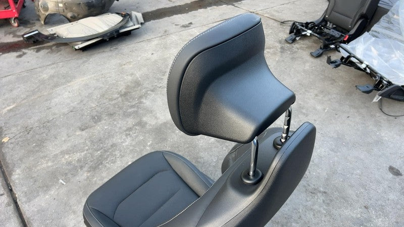 2022 2023 2024 Kia EV6 Front Passenger Seat w/ Headrest Right Perforated Black